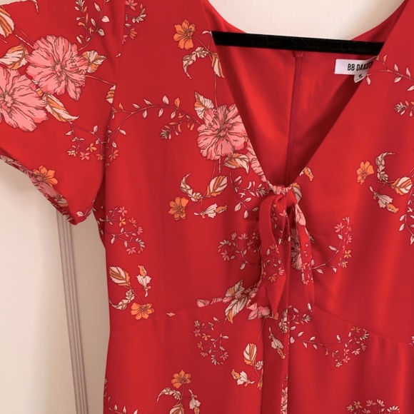 Red Floral Mini Dress with Flutter Sleeves & Ruffle Hem by BB Dakota - Size 6 - Picture 14 of 14
